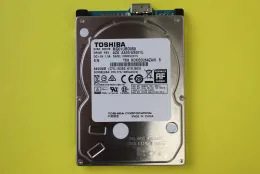 HDD Toshiba(MQ01UBD050)から異音が発生し、認識できない。