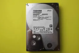 HDD Toshiba(DT01ABA300)から異音が発生し、認識できない。