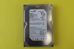 HDD SEAGATEハードディスク(ST3250824A)が認識しない。