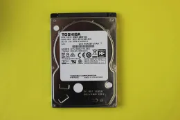 HDD Toshiba(MQ01ABD100)から異音が発生し、認識できない。
