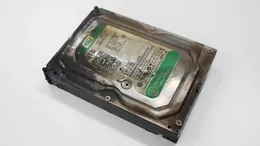HDD Westerndigital WD10EZRX-00A8LB0 が認識しない。