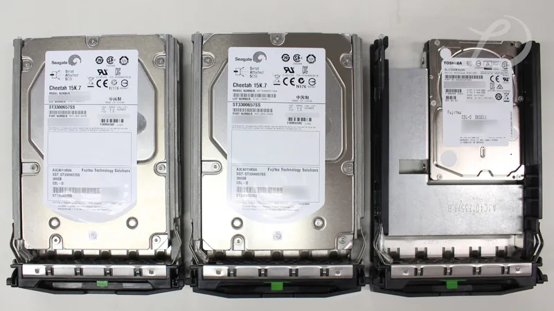 PRIMERGY TX150 S8の障害ディスク