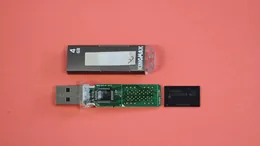 USBメモリー KINGMAX UD-05がどのPCからも認識しない。