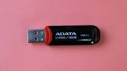 USBメモリー 55USBメモリー(ADATA UV150)へアクセスできなくなった。