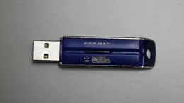 USBメモリー KINGMAX U-DRIVEがどのPCからも認識しない。